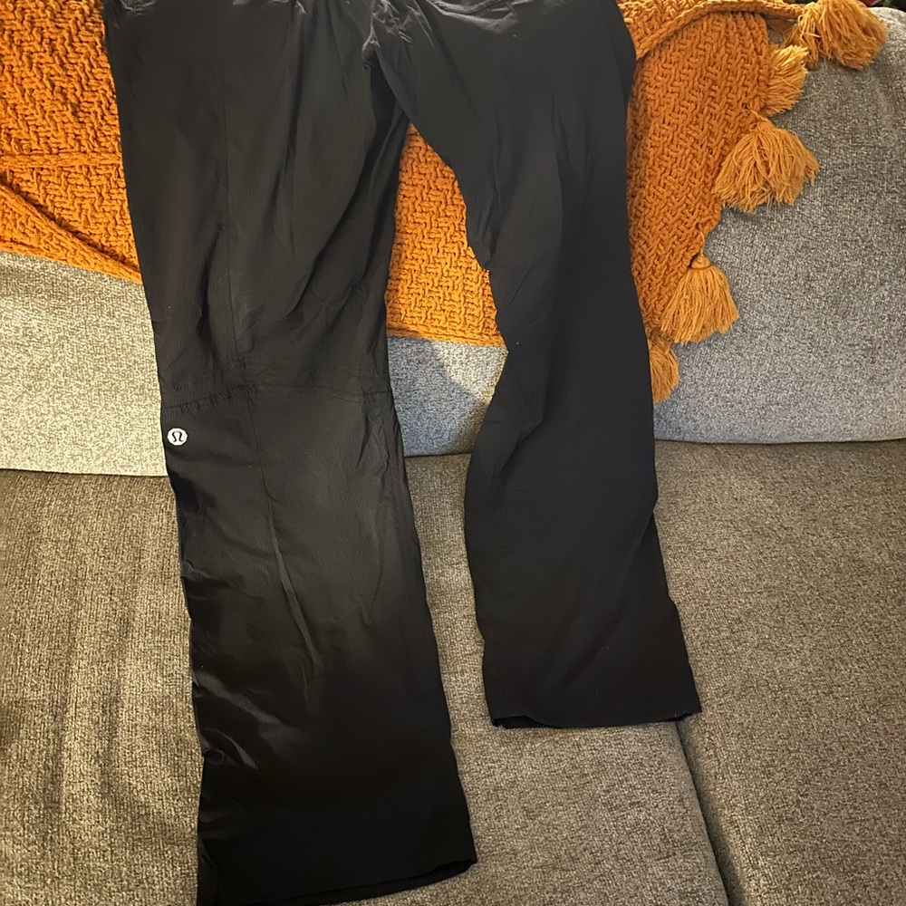 lululemon athletica Black Sweatpants & Joggers with Slim Fit and Full Length